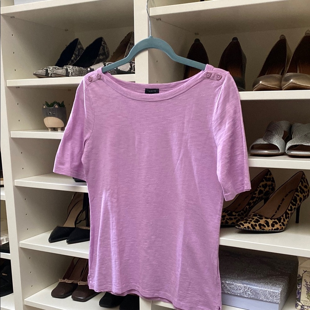 Talbots - Women's Pink Semi-Boatneck T-Shirt.  XS/S.  EUC​